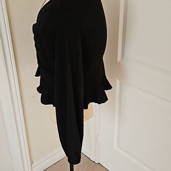 H&M Ruffled Long Sleeves Top Medium Black - Picture 3 of 16